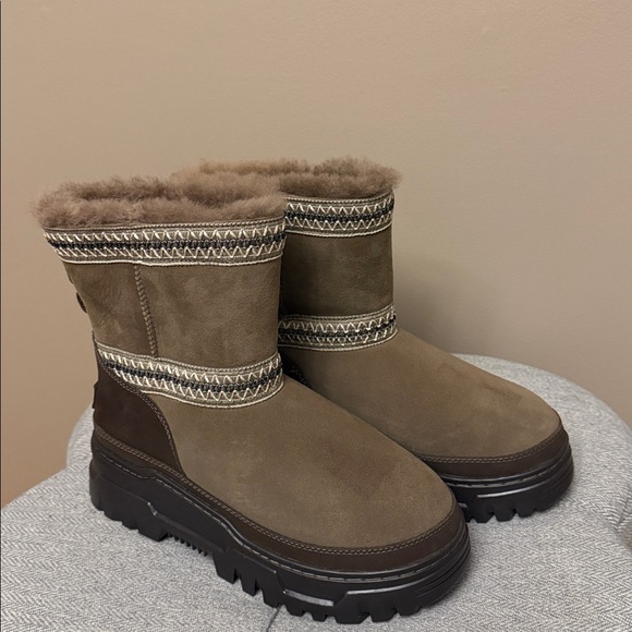 UGG Brown and Tan Winter Boots - Picture 2 of 12